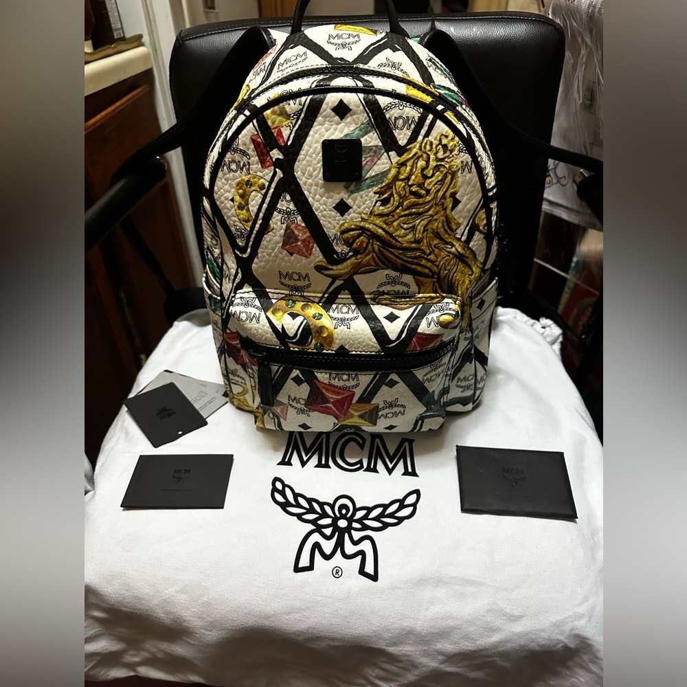 Brand New! MCM Visetos Stark Motif Rombi Lion Backpack Mini In White